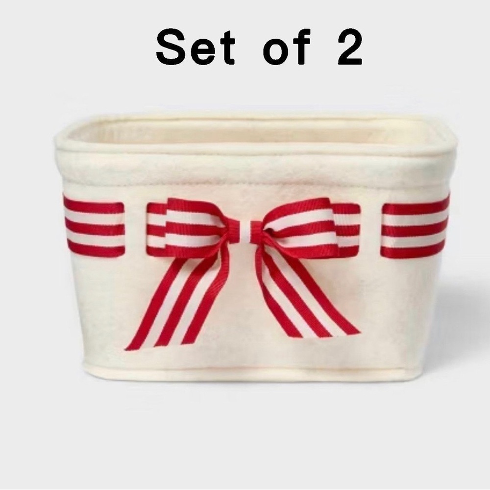 Threshold Holiday Basket Felt Ivory with Stripe Red Bow - Set of 2